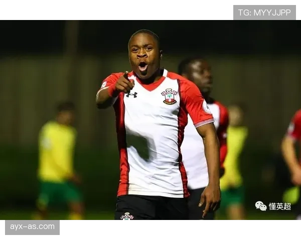 伊普斯维奇青训再结硕果，新星闪耀英超赛场