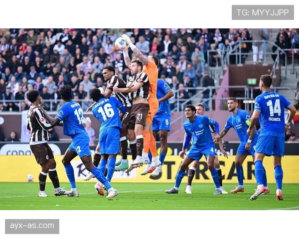 英超新星劳埃德·凯利状态回暖,成为球队逆转胜利的关键人物 英超新星劳埃德·凯利状态回暖,成为球队逆转胜利的关键人物